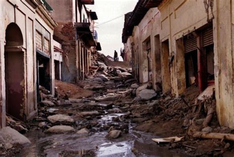 cleaning mud Venezuela|Vargas tragedy .